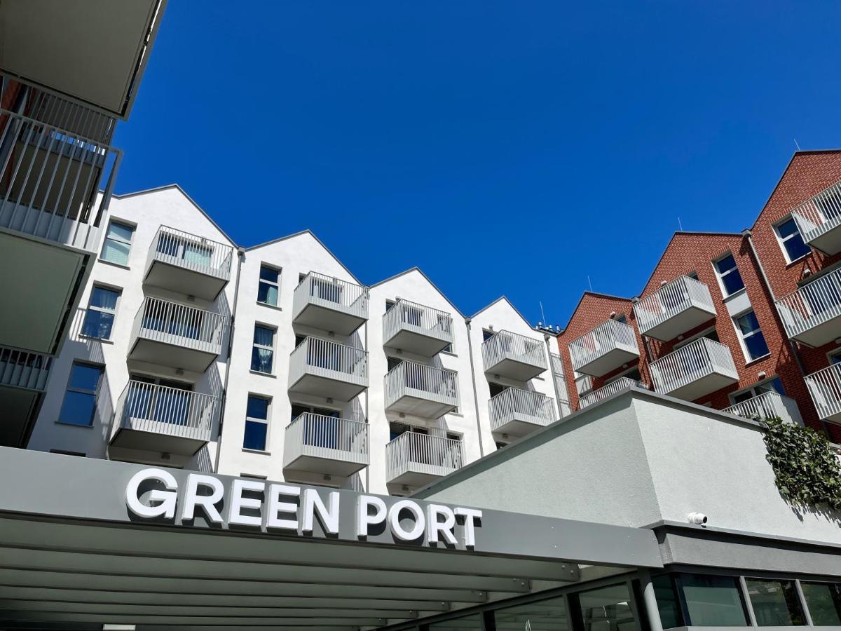 Green Port Spa Kolobrzeg Stylowy Loft- W Cenie Klimatyzacja, Baseny, 2 Jacuzzi, Sauna, Szlafroki, Bawialnia Zewnętrze zdjęcie